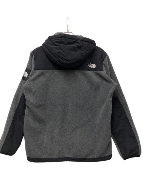 THE NORTH FACE（ザ ノース フェイス）THE NORTH FACE (ザ ノース フェイス) デナリフーディージャケット グレー×ブラック サイズ:XLの古着・服飾アイテム
