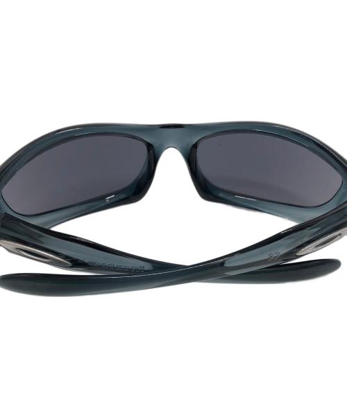 OAKLEY（オークリー）OAKLEY (オークリー) サングラス ブルーの古着・服飾アイテム