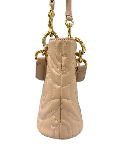 Salvatore Ferragamo（サルヴァトーレ フェラガモ）Salvatore Ferragamo (サルヴァトーレ フェラガモ) キルティングガンチーニショルダーバッグ ピンクの古着・服飾アイテム