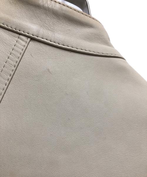 EMMETI（エンメティ）EMMETI (エンメティ) レザージャケット ベージュ サイズ:46の古着・服飾アイテム