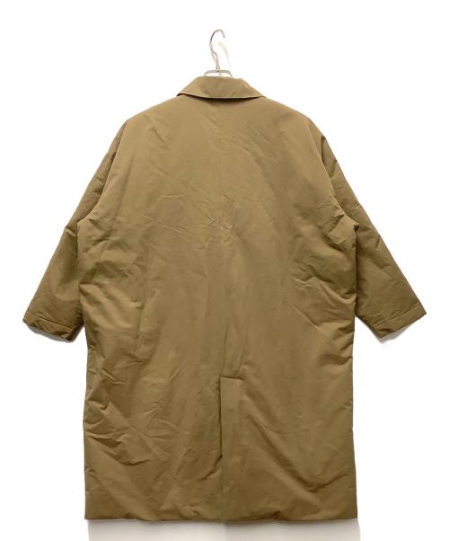 休日と詩（キュウジツトウタ）休日と詩 (キュウジツトウタ) 中綿コート ベージュ サイズ:不明の古着・服飾アイテム