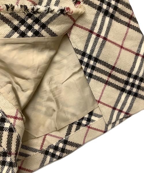 BURBERRY LONDON（バーバリーロンドン）BURBERRY LONDON (バーバリーロンドン) ノヴァチェックスカート ベージュ サイズ:42の古着・服飾アイテム