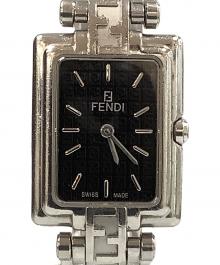 FENDI（フェンディ）の古着「FENDI OROLOGI710L スクエアクウォーツ腕時計」｜ブラック