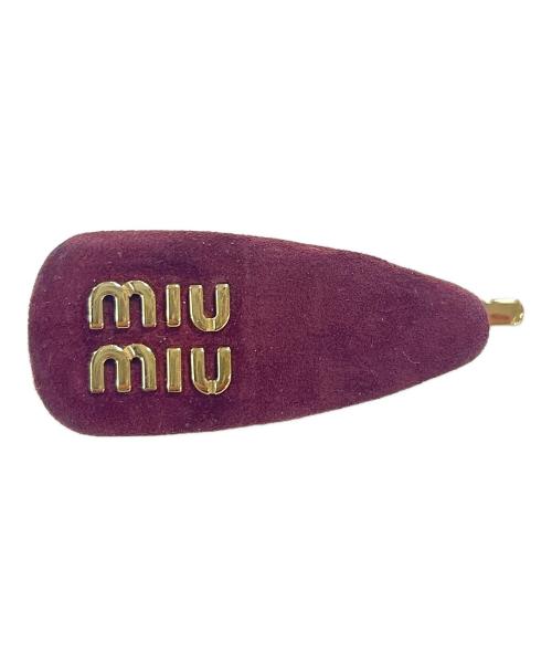 MIU MIU（ミュウミュウ）MIU MIU (ミュウミュウ) ロゴバレッタ ワインレッドの古着・服飾アイテム