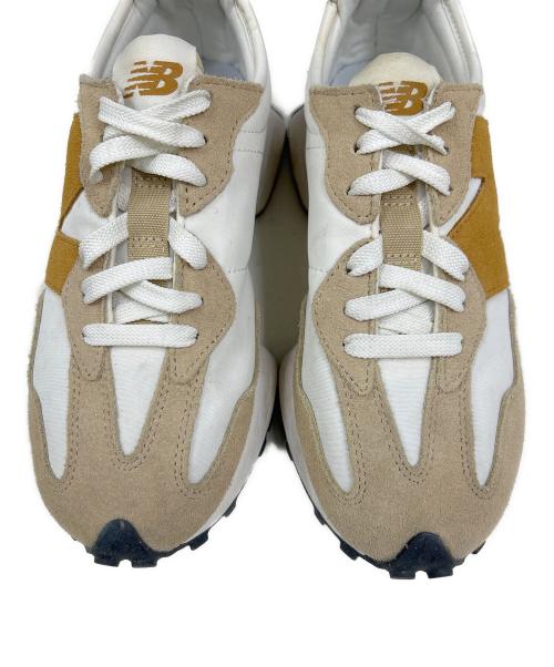 NEW BALANCE（ニューバランス）NEW BALANCE (ニューバランス) 327 ベージュ サイズ:25cmの古着・服飾アイテム