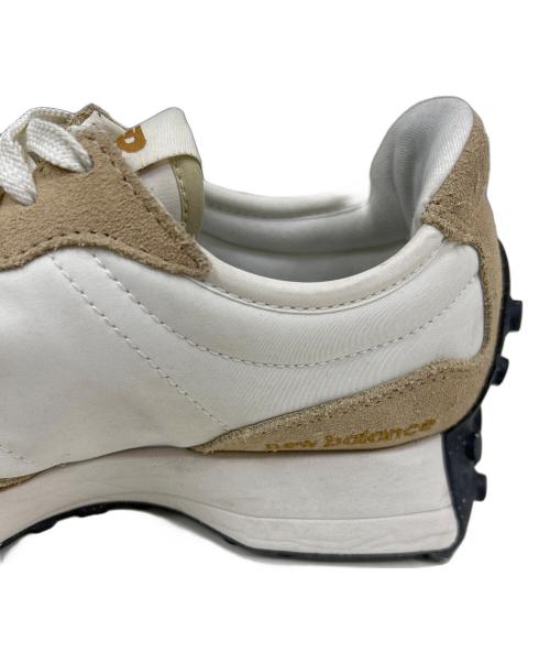 NEW BALANCE（ニューバランス）NEW BALANCE (ニューバランス) 327 ベージュ サイズ:25cmの古着・服飾アイテム