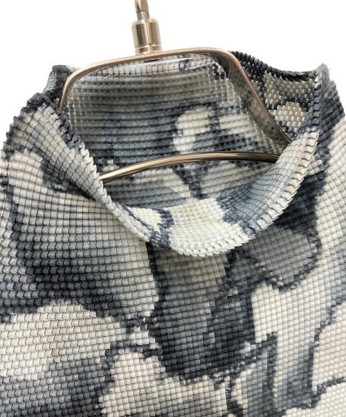 me ISSEY MIYAKE（ミーイッセイ ミヤケ）me ISSEY MIYAKE (ミーイッセイ ミヤケ) 長袖カットソー グレー サイズ:FREEの古着・服飾アイテム