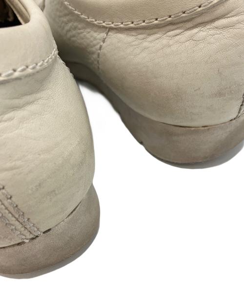 CLARKS（クラークス）CLARKS (クラークス) Wallabee GTX アイボリー サイズ:26.5の古着・服飾アイテム