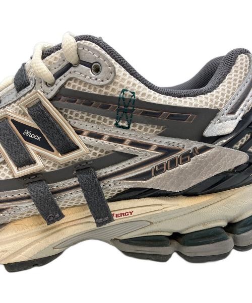 NEW BALANCE（ニューバランス）NEW BALANCE (ニューバランス) M1906Aスニーカー グレー×ホワイト サイズ:27の古着・服飾アイテム