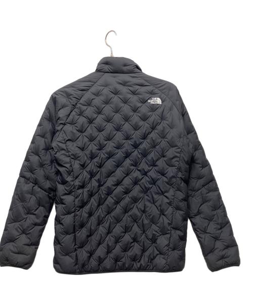 THE NORTH FACE（ザ ノース フェイス）THE NORTH FACE (ザ ノース フェイス) アストロライトジャケット ブラック サイズ:Mの古着・服飾アイテム
