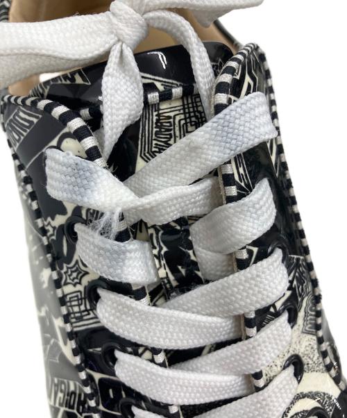 Christian Louboutin（クリスチャン・ルブタン）Christian Louboutin (クリスチャン・ルブタン) ローカットスニーカー ブラック×ホワイト サイズ:42 1/2の古着・服飾アイテム