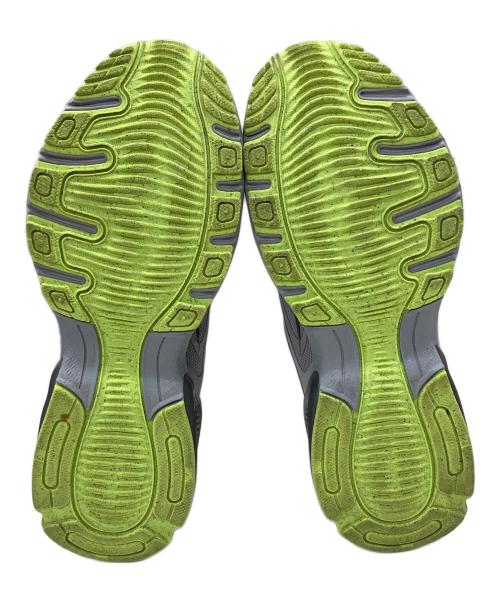 NIKE（ナイキ）NIKE (ナイキ) AIRMAX FIRE(エア マックス ファイア) ローカットスニーカー グレー サイズ:CN255の古着・服飾アイテム