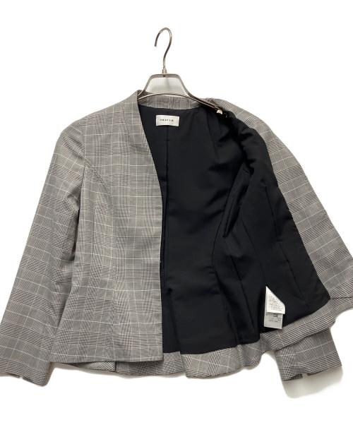 FRAY ID（フレイ アイディー）FRAY ID (フレイ アイディー) セットアップ グレー サイズ:FREEの古着・服飾アイテム