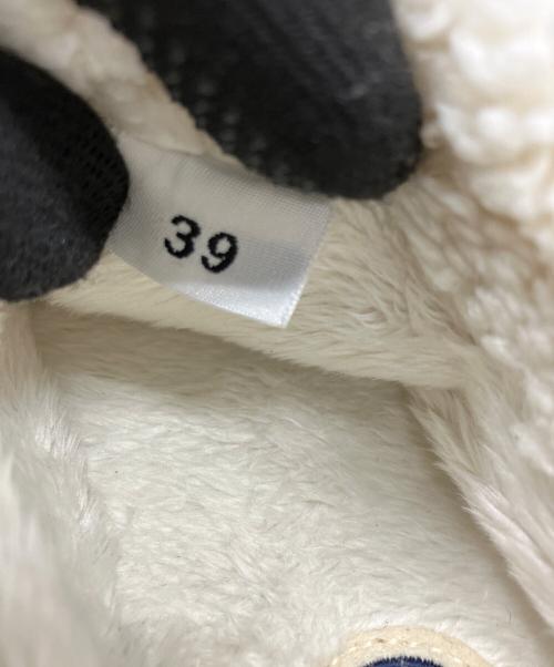 MONCLER（モンクレール）MONCLER (モンクレール) ダウンサンダル ホワイト サイズ:39の古着・服飾アイテム