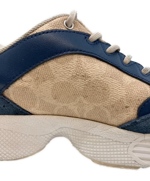 COACH（コーチ）COACH (コーチ) ストライダースニーカーシグネチャーキャンバス ブルー×ベージュ サイズ:US8Bの古着・服飾アイテム