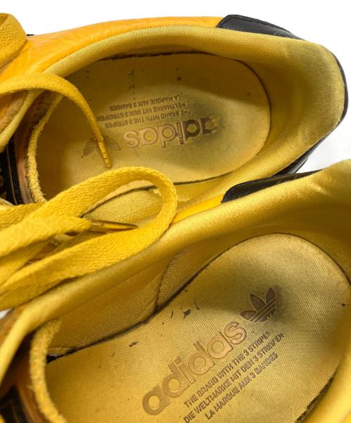 adidas（アディダス）adidas (アディダス) ローカットスニーカー イエロー×ブラック サイズ:26の古着・服飾アイテム