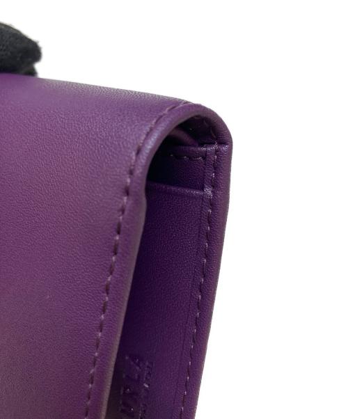 FURLA（フルラ）FURLA (フルラ) レザークラシック2つ折り財布 パープルの古着・服飾アイテム