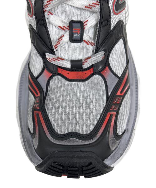 BALENCIAGA（バレンシアガ）BALENCIAGA (バレンシアガ) ローカットスニーカー グレー×レッド サイズ:29の古着・服飾アイテム