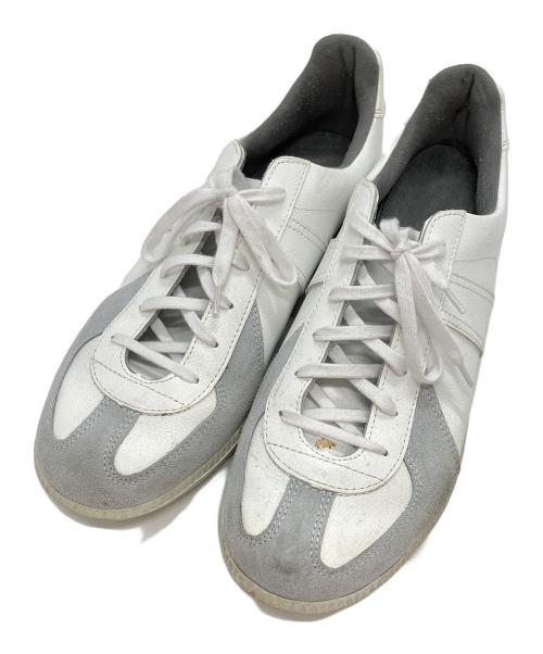 GERMAN TRAINER（ジャーマントレーナー）GERMAN TRAINER (ジャーマントレーナー) ローカットスニーカー ホワイト×グレー サイズ:27の古着・服飾アイテム