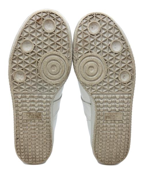 GERMAN TRAINER（ジャーマントレーナー）GERMAN TRAINER (ジャーマントレーナー) ローカットスニーカー ホワイト×グレー サイズ:27の古着・服飾アイテム