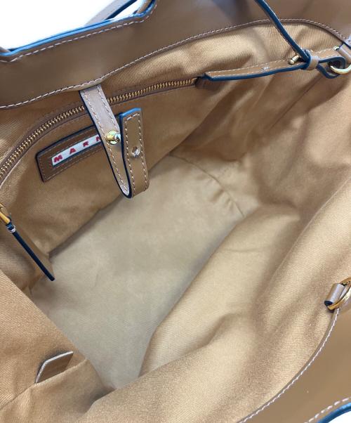 MARNI（マルニ）MARNI (マルニ) TROPICALIA BAG SMALL ブラウンの古着・服飾アイテム