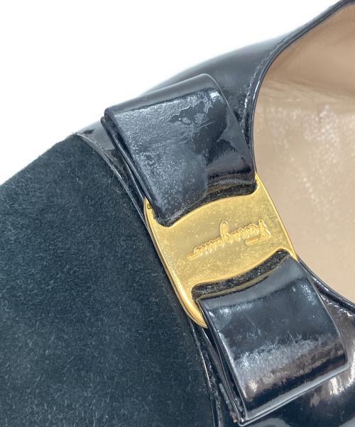 Salvatore Ferragamo（サルヴァトーレ フェラガモ）Salvatore Ferragamo (サルヴァトーレ フェラガモ) バレエシューズ ブラック サイズ:4　1/2の古着・服飾アイテム