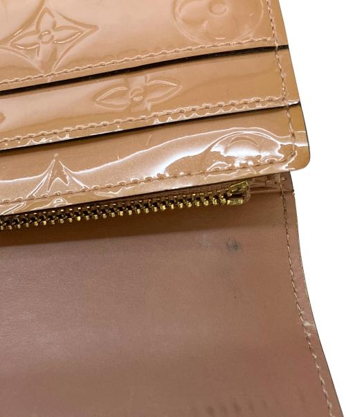 LOUIS VUITTON（ルイ ヴィトン）LOUIS VUITTON (ルイ ヴィトン) ヴェルニポシェット・ポルトモネ クレディ長財布 ブラウンの古着・服飾アイテム