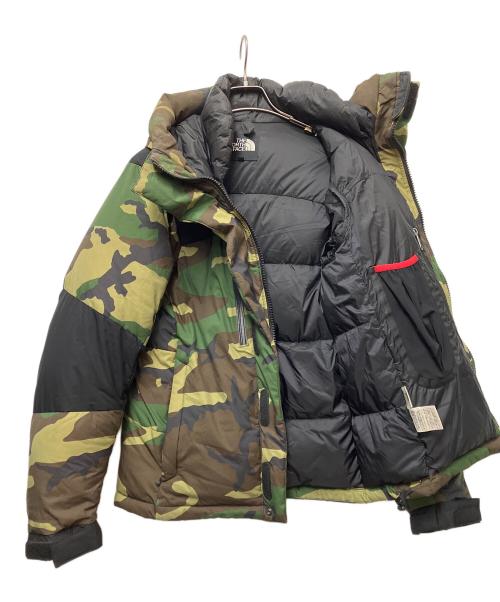 THE NORTH FACE（ザ ノース フェイス）THE NORTH FACE (ザ ノース フェイス) ノベルティ バルトロ ライト ジャケット カーキ×ブラック サイズ:Sの古着・服飾アイテム