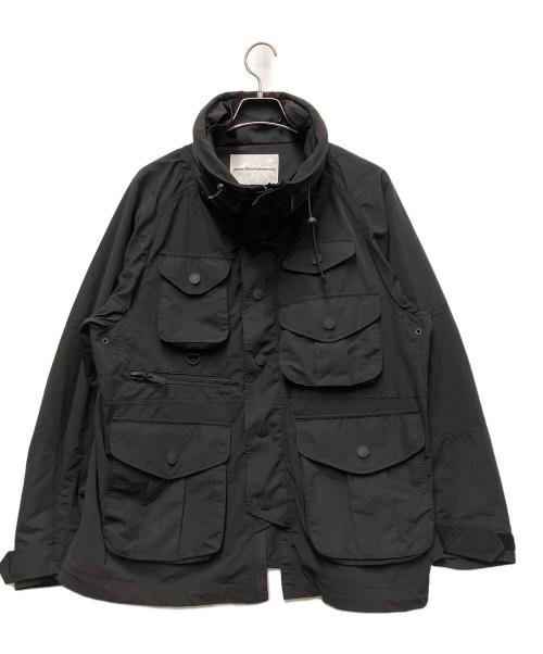 WHITE MOUNTAINEERING（ホワイトマウンテ二アニング）WHITE MOUNTAINEERING (ホワイトマウンテ二アニング) マルチポケットマウンテンジャケット ブラックの古着・服飾アイテム