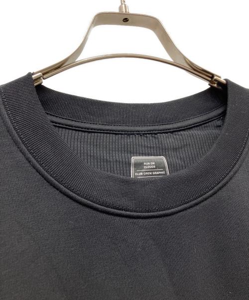 on（オン）on (オン) クルーネックスウェット ブラック×ホワイト サイズ:XSの古着・服飾アイテム