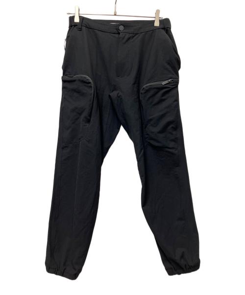 WHITE MOUNTAINEERING（ホワイトマウンテ二アニング）WHITE MOUNTAINEERING (ホワイトマウンテ二アニング) JOGGER PANTS ブラックの古着・服飾アイテム
