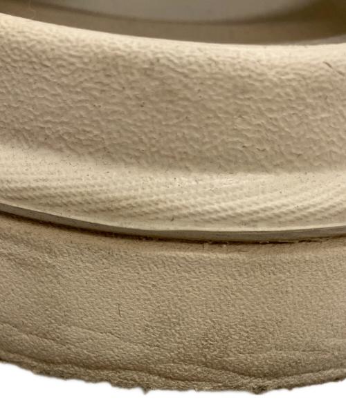 UGG（アグ）UGG (アグ) GoldenGlow アイボリー サイズ:23の古着・服飾アイテム