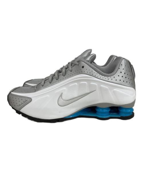 NIKE（ナイキ）NIKE (ナイキ) ローカットスニーカー SHOX R4 ホワイト×シルバー サイズ:cm27の古着・服飾アイテム