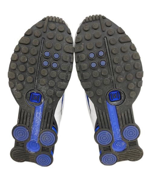 NIKE（ナイキ）NIKE (ナイキ) ローカットスニーカー　SHOX R4 ホワイト×シルバー サイズ:cm27の古着・服飾アイテム