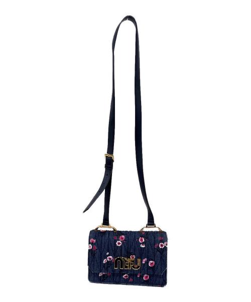 MIU MIU（ミュウミュウ）MIU MIU (ミュウミュウ) フラワーデニムショルダーバッグ インディゴの古着・服飾アイテム