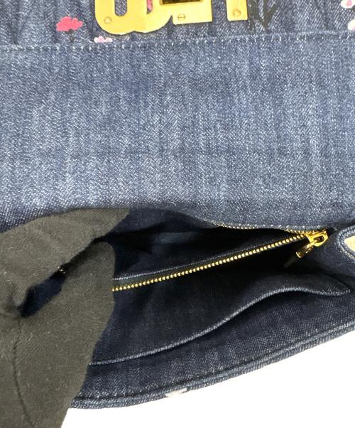 MIU MIU（ミュウミュウ）MIU MIU (ミュウミュウ) フラワーデニムショルダーバッグ インディゴの古着・服飾アイテム