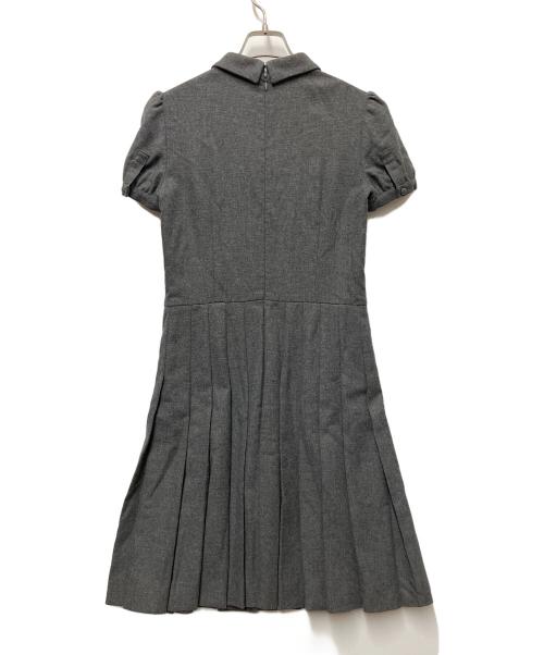 RED VALENTINO（レッドヴァレンティノ）RED VALENTINO (レッドヴァレンティノ) 半袖ワンピース グレー サイズ:40の古着・服飾アイテム