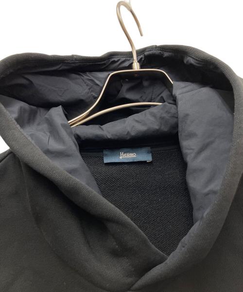 HERNO（ヘルノ）HERNO (ヘルノ) プルオーバーパーカー ブラック サイズ:50の古着・服飾アイテム