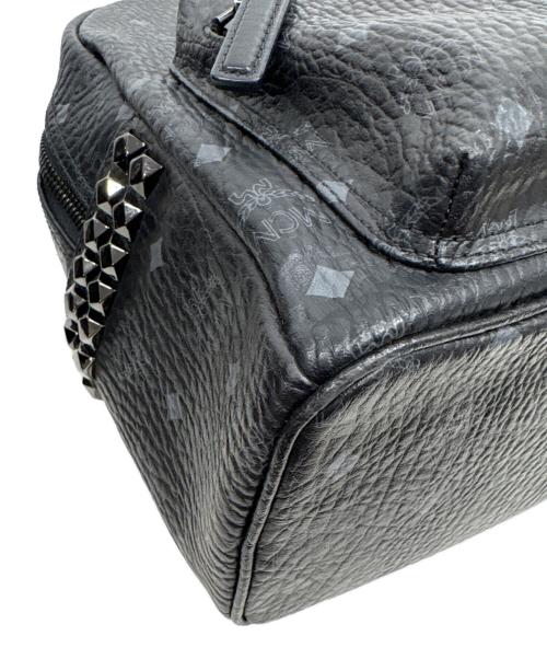 MCM（エムシーエム）MCM (エムシーエム) Stark サイドスタッズ バックパック ブラックの古着・服飾アイテム
