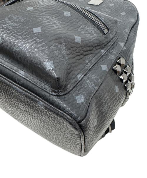 MCM（エムシーエム）MCM (エムシーエム) Stark サイドスタッズ バックパック ブラックの古着・服飾アイテム