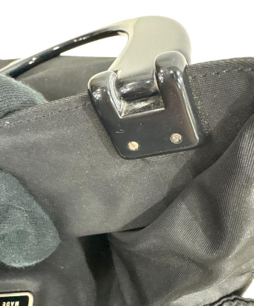 PRADA（プラダ）PRADA (プラダ) ナイロンハンドバッグ ブラックの古着・服飾アイテム