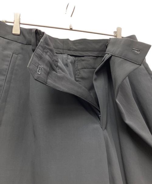 ISSEY MIYAKE MEN（イッセイミヤケメン）ISSEY MIYAKE MEN (イッセイミヤケメン) パンツ グリーングレー サイズ:Lの古着・服飾アイテム