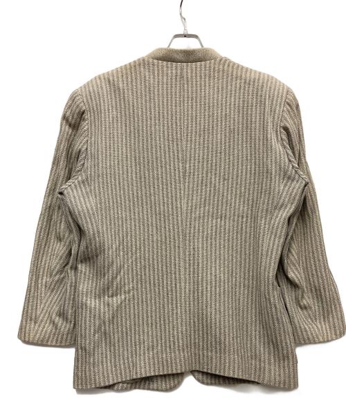 ISSEY MIYAKE（イッセイミヤケ）ISSEY MIYAKE (イッセイミヤケ) ノーカラーストライプジャケット グレー サイズ:Lの古着・服飾アイテム