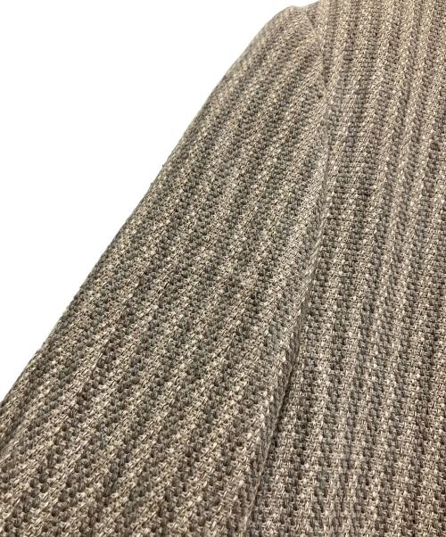 ISSEY MIYAKE（イッセイミヤケ）ISSEY MIYAKE (イッセイミヤケ) ノーカラーストライプジャケット グレー サイズ:Lの古着・服飾アイテム