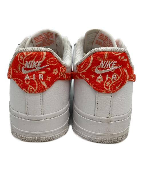 NIKE（ナイキ）NIKE (ナイキ) ローカットスニーカー ホワイト×オレンジ サイズ:24の古着・服飾アイテム