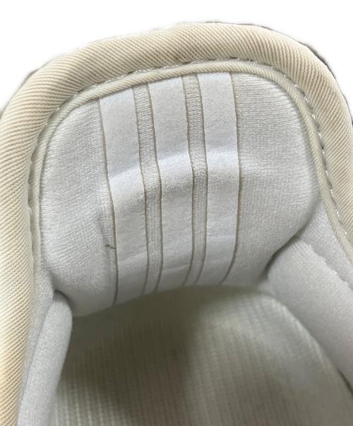 adidas（アディダス）adidas (アディダス) ローカットスニーカー クラウドホワイト サイズ:26の古着・服飾アイテム