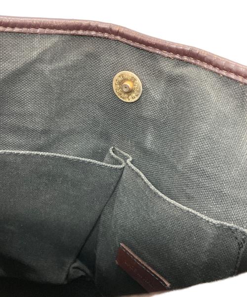 BURBERRY（バーバリー）BURBERRY (バーバリー) ハンドバッグ ベージュの古着・服飾アイテム