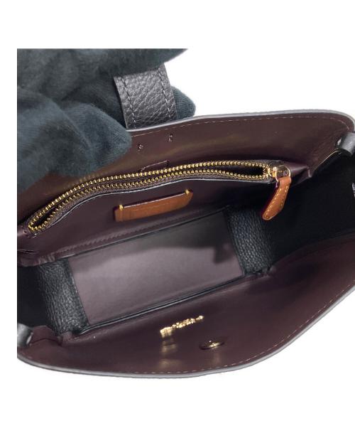 COACH（コーチ）COACH (コーチ) ハドリーミニクロスボディバッグ ブラックの古着・服飾アイテム