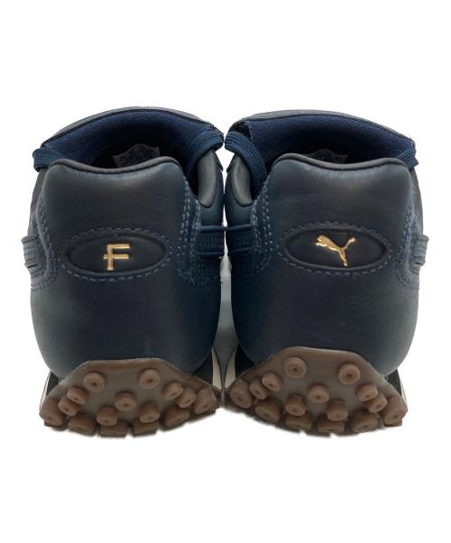 Fenty PUMA by Rihanna（フェンティ プーマ バイ リアーナ）FENTY PUMA by Rihanna (フェンティ プーマ バイ リアーナ) Avanti L ネイビー×ホワイト サイズ:25.5の古着・服飾アイテム