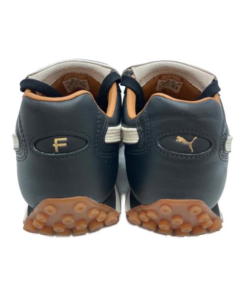 Fenty PUMA by Rihanna（フェンティ プーマ バイ リアーナ）FENTY PUMA by Rihanna (フェンティ プーマ バイ リアーナ) AVANTI VL ブラック×ホワイト サイズ:25.5の古着・服飾アイテム